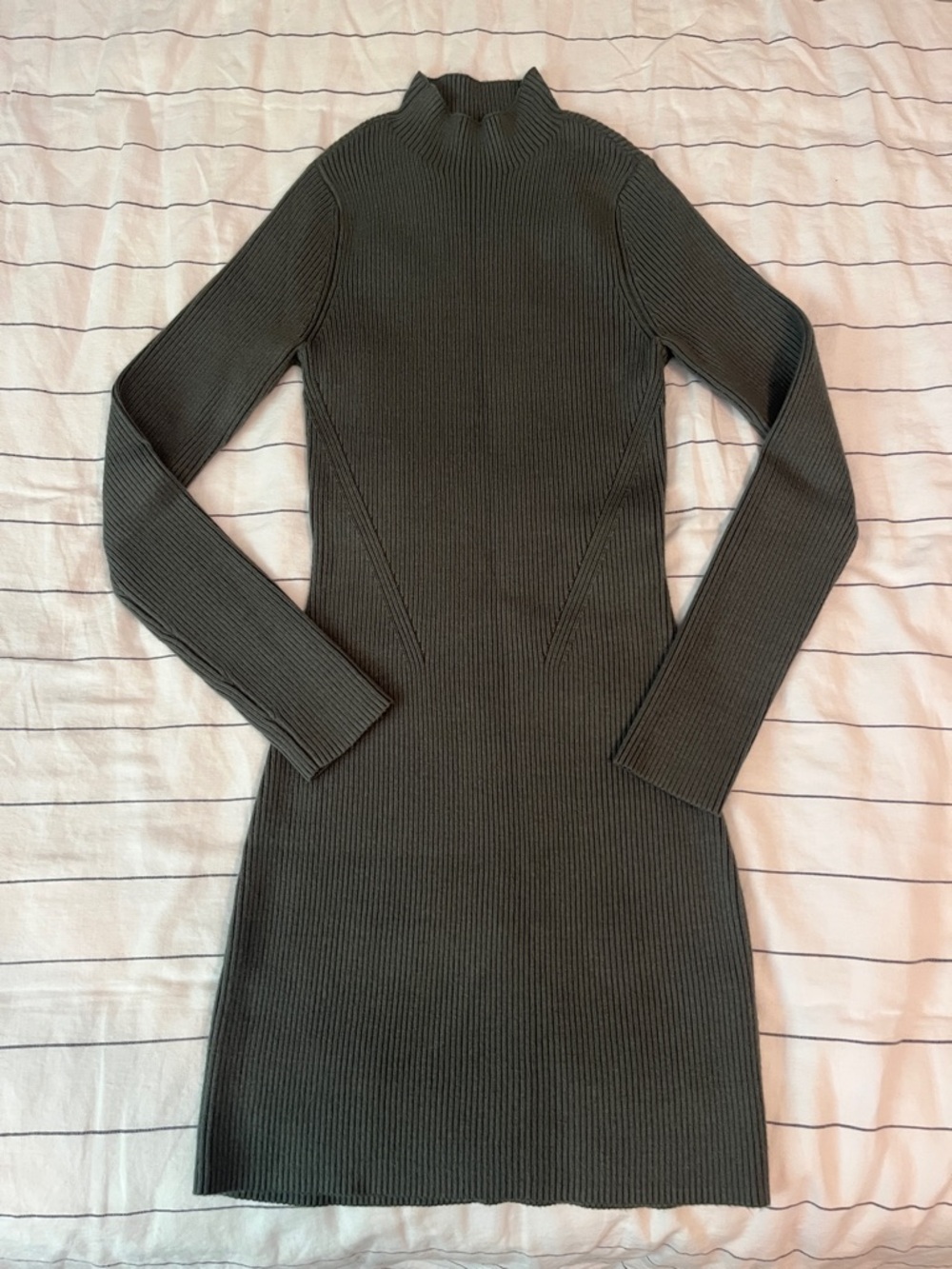 Abercrombie & Fitch Green Ribbed Mock Neck Long Sleeve Sweater Dress